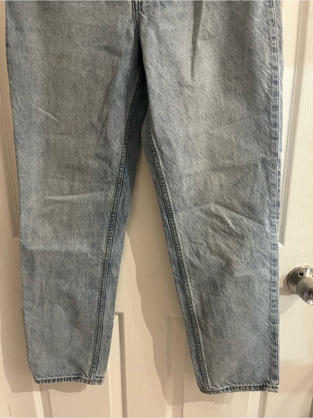 Aritzia Denim Forum Jeans Light Wash Denim BF High Rise Loose 28L size 29 - Picture 4 of 11